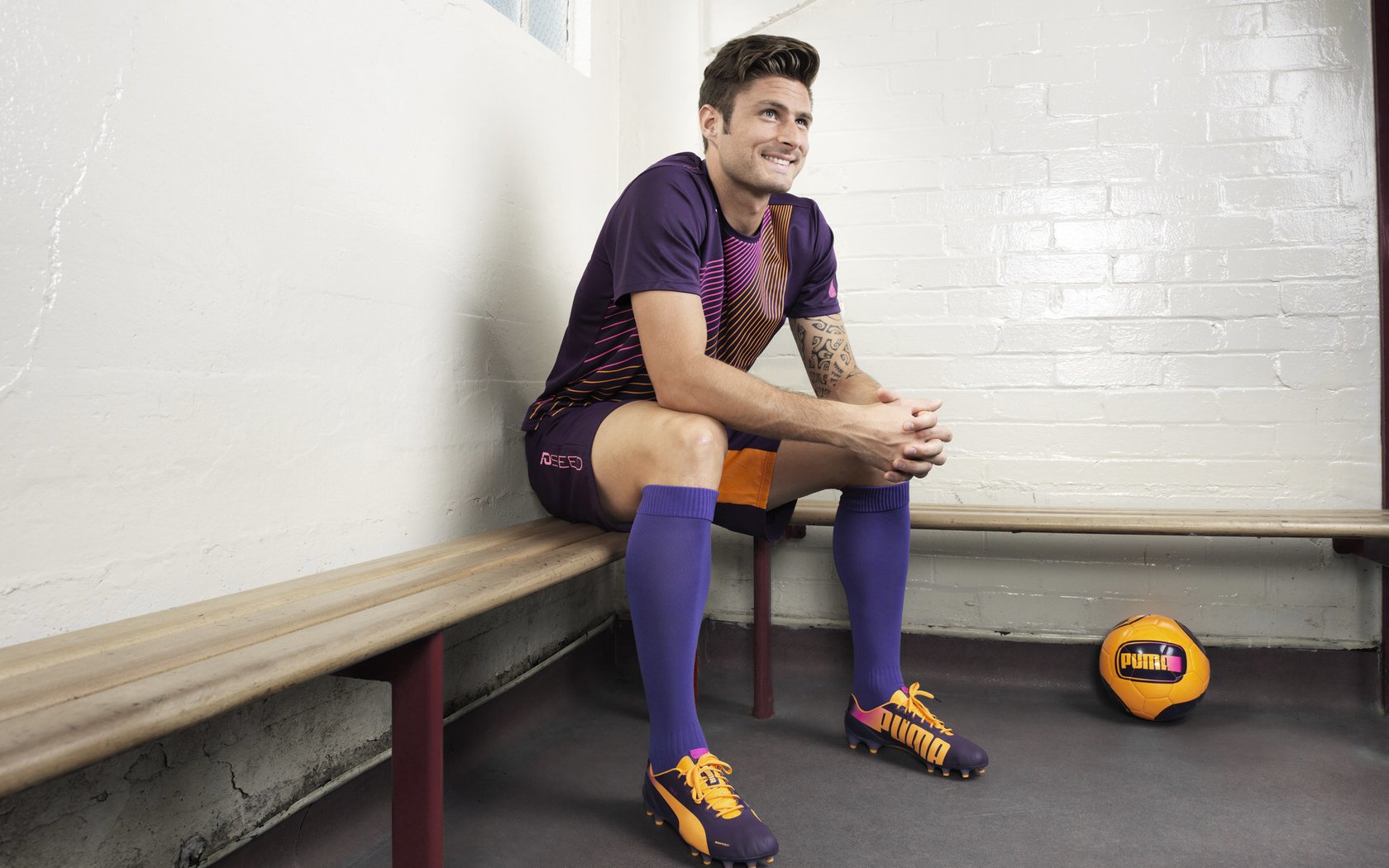 逆境中的“勇士心”：坚韧球员的奋斗故事，勇士例子